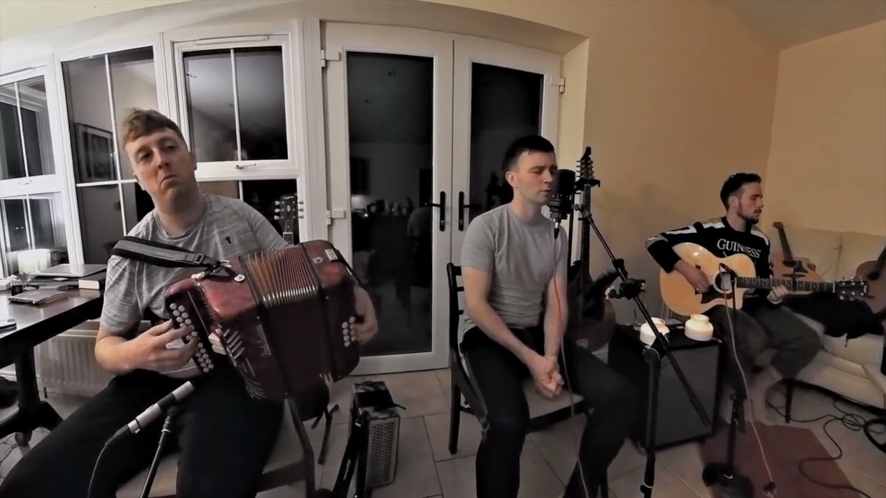 The Galway Shawl - The Tumbling Paddies - Graffy Sessions (Official Video)