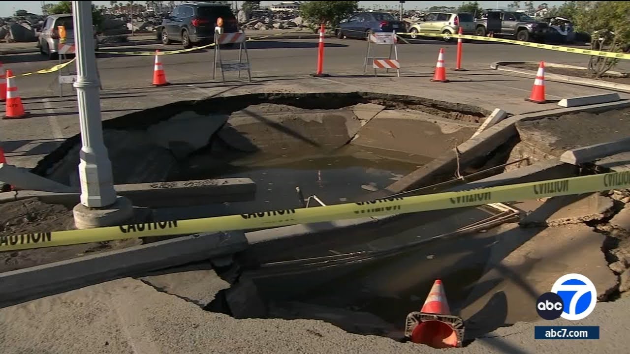 Sinkhole forms in parking lot of Seal Beach restaurant