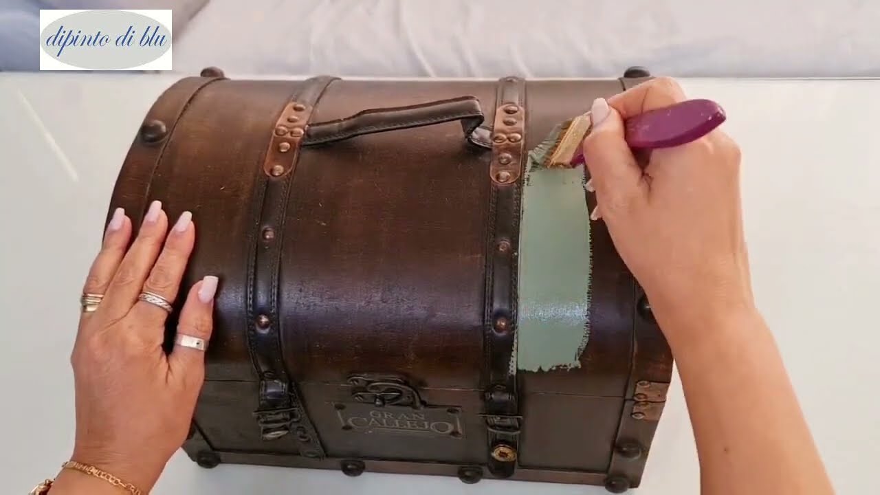 Como pintar un Baúl oscuro y modernizarlo cambiando el color / #lascosasdelalola