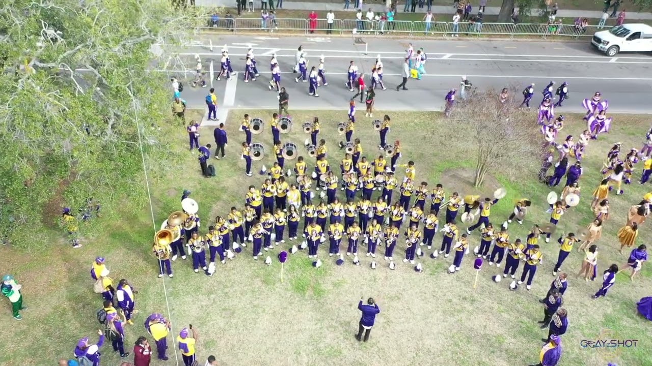 St. Augustine Marching 100 vs Warren Easton  | Endymion