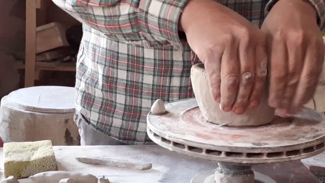 Cerámica. Prof. Carlos Ovando. Trabajo 1 en torneta