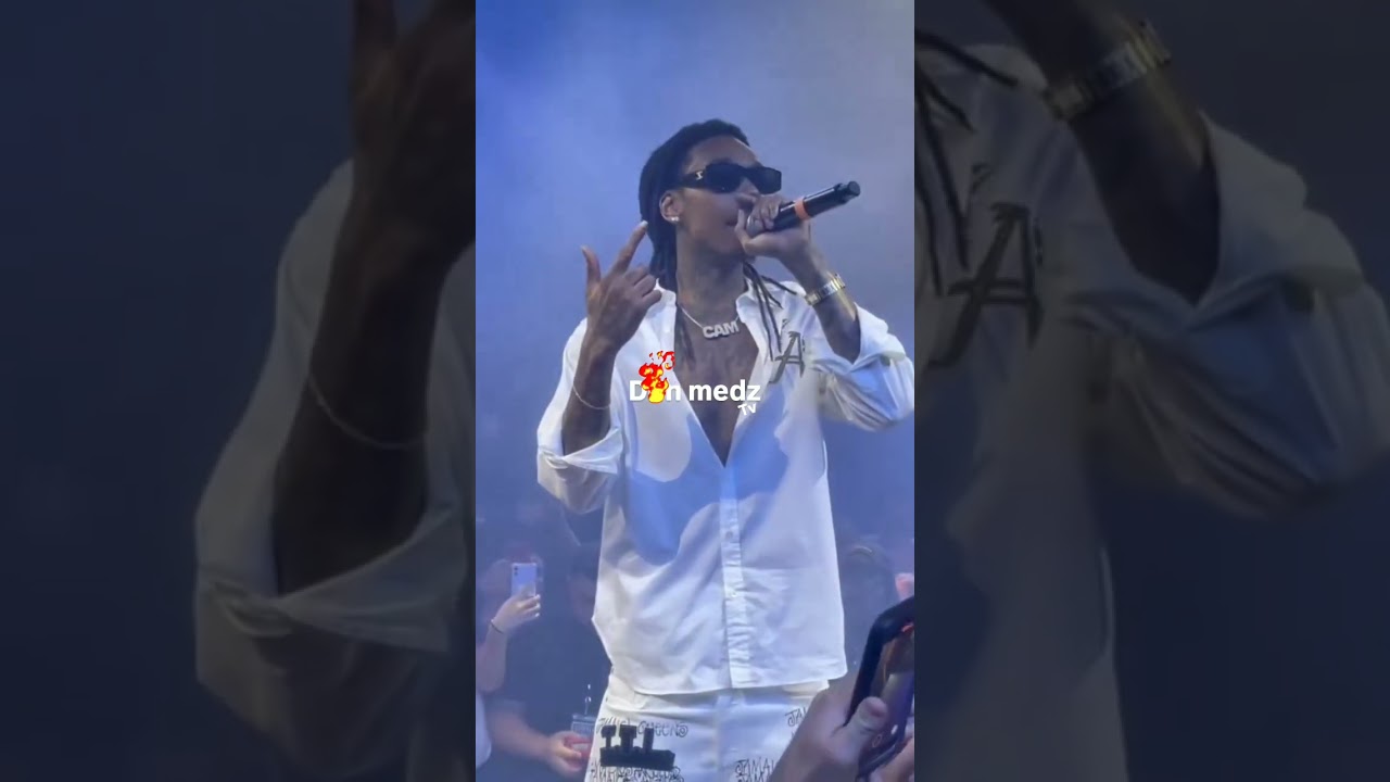 WIZ KHALIFA LIVE PERFORMANCE BLACK AND YELLOW