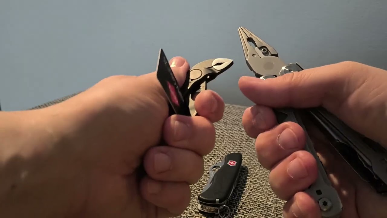 Najbardziej przereklamowane szczypce Knipex? Cobra XS do edc?Nie dla mnie.