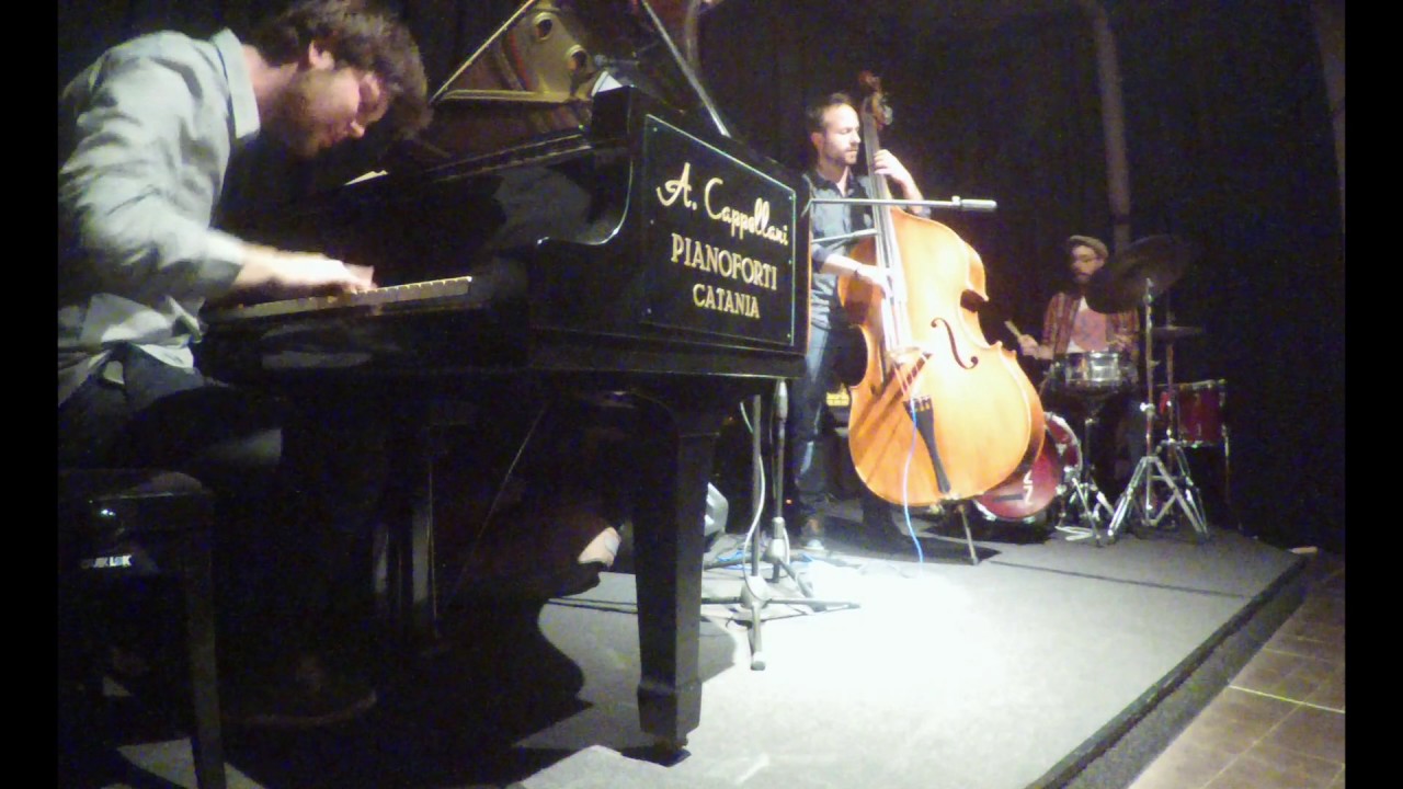 Alessandro Lanzoni trio - Conception