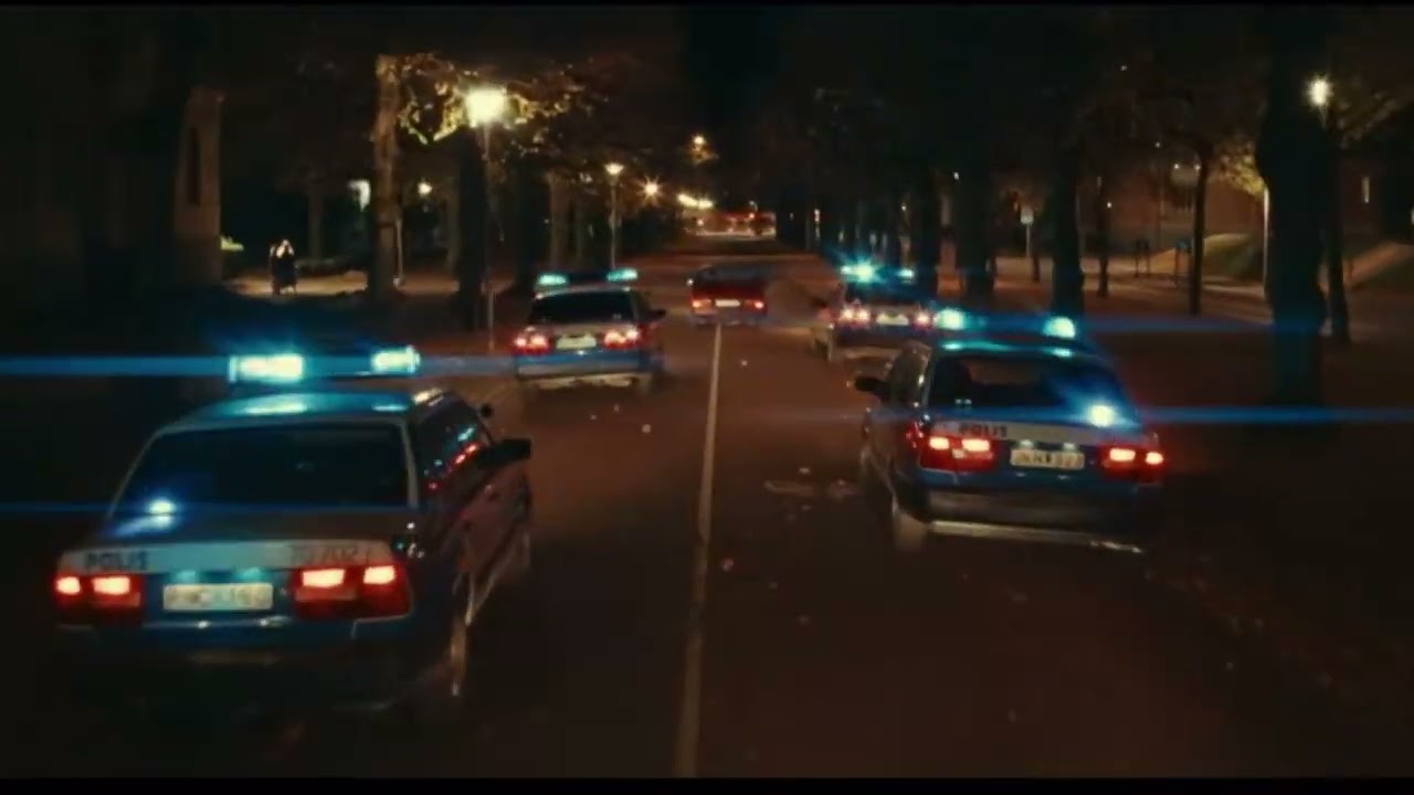 Polisjakt - Saab 90 vs Volvo 940 (Ufo Sweden)