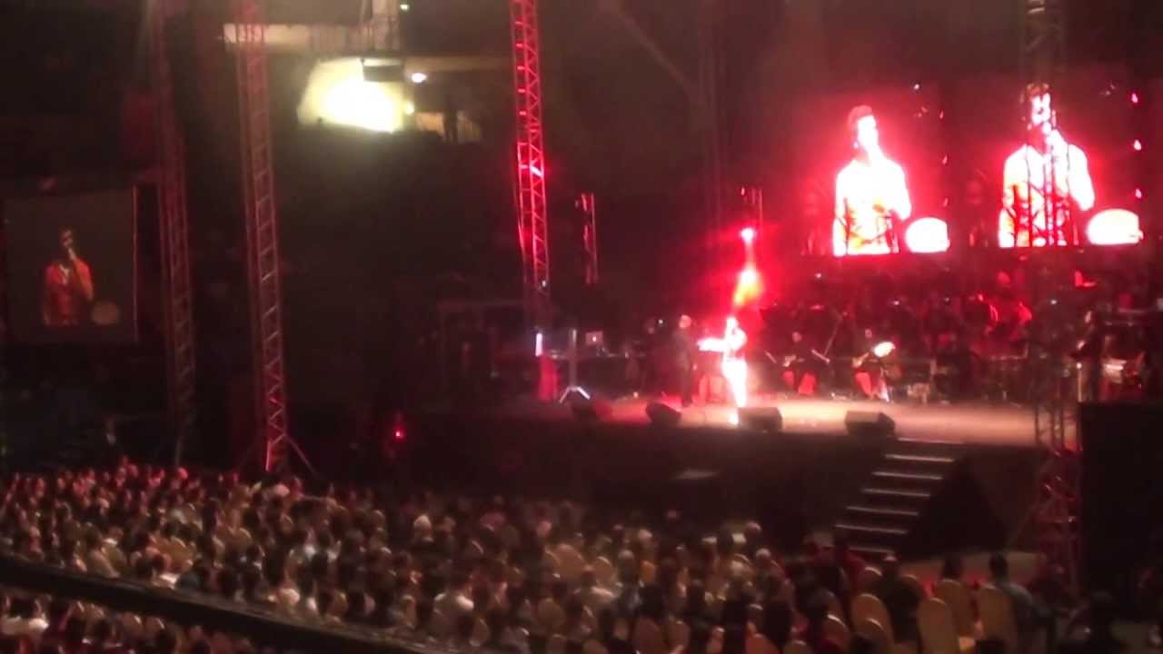 Sonu Nigam Concert in Dubai 2013 - Part 10