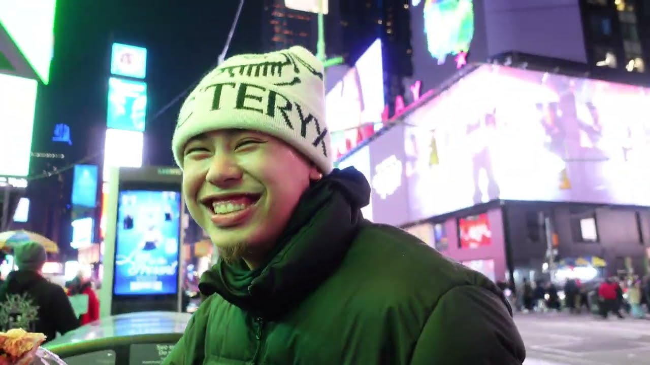Christmas Time in NYC  💌 | Holiday Vlog