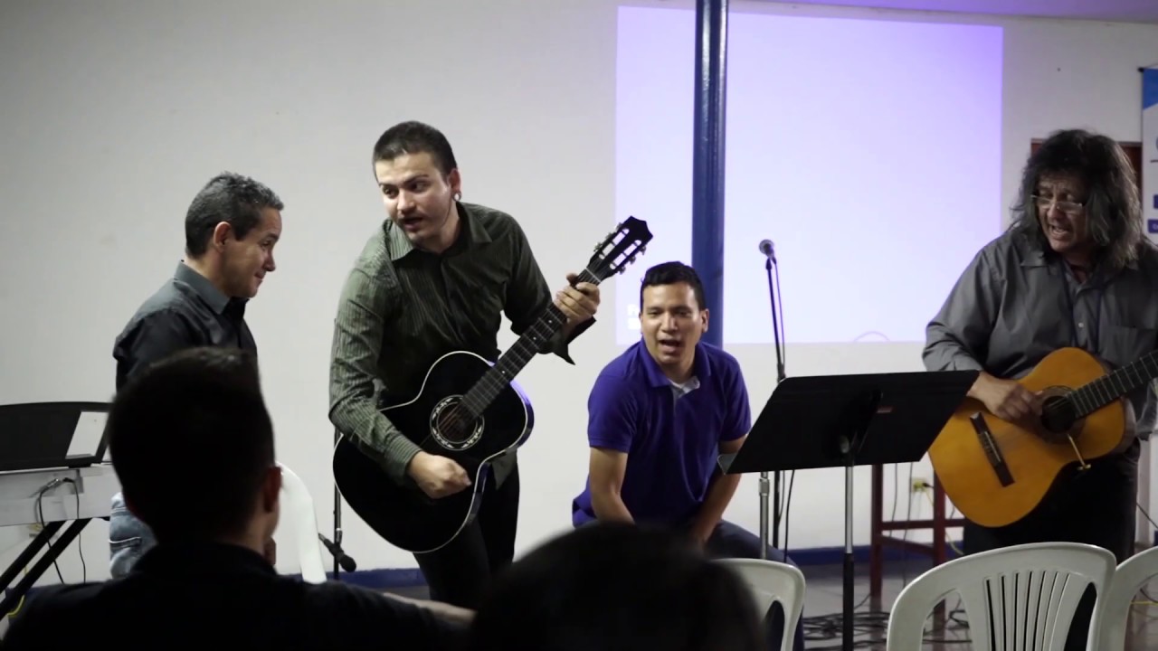 Perdónala - Les Luthiers cover en Universidad de Cali, Colombia