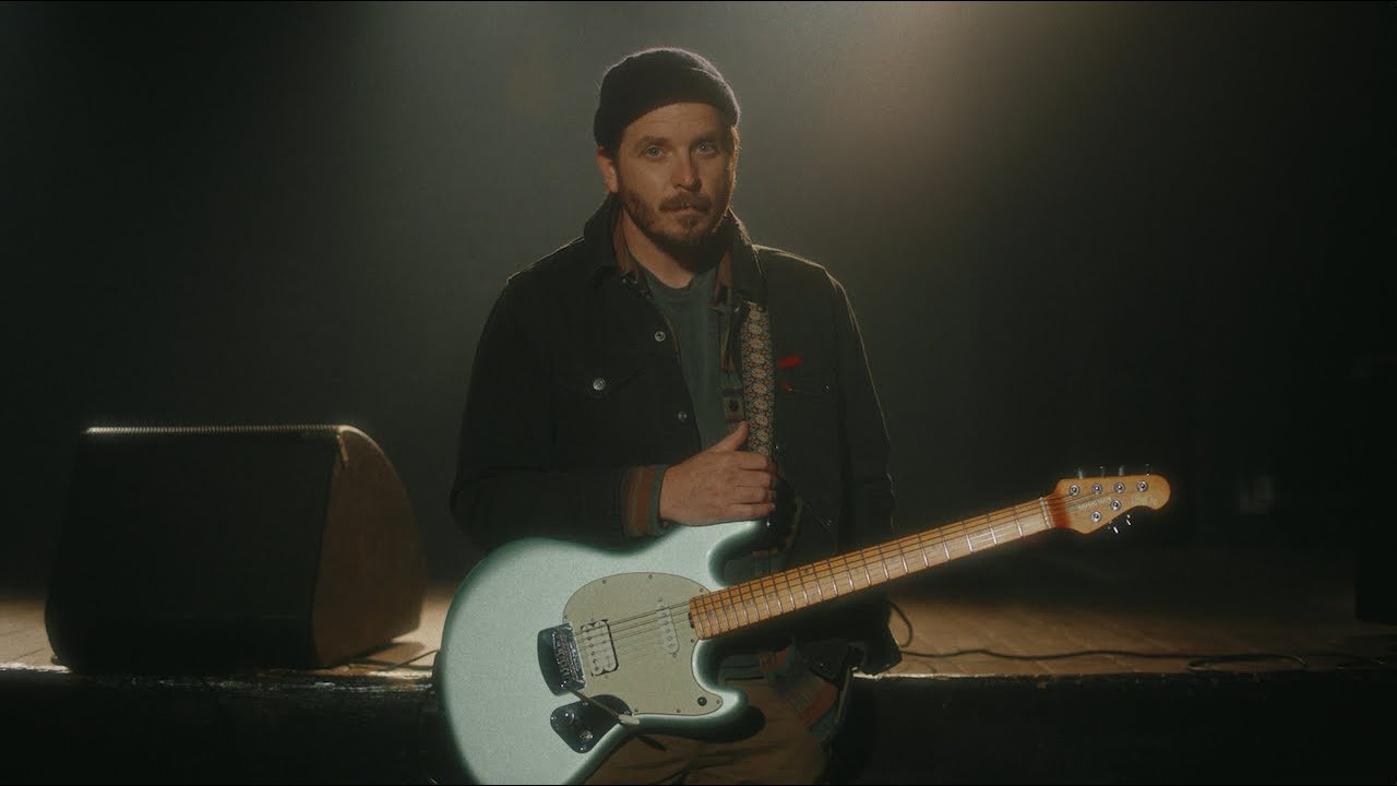 Ernie Ball Music Man: Dustin Kensrue Artist Series StingRay Demo 