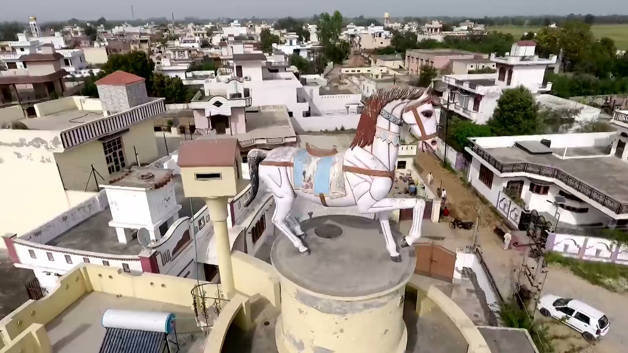 Apaan Kita Pind Da Vikaas (Littran)
