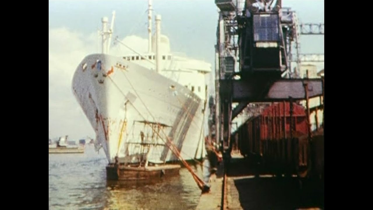 MS Kungsholm in Gothenburg Harbour and Leaving for New York, June 1965