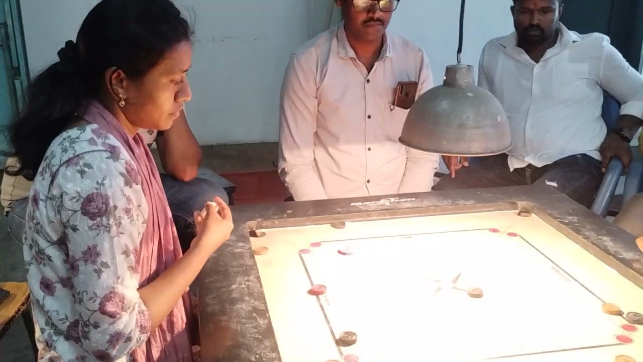Carrom finals 2nd round