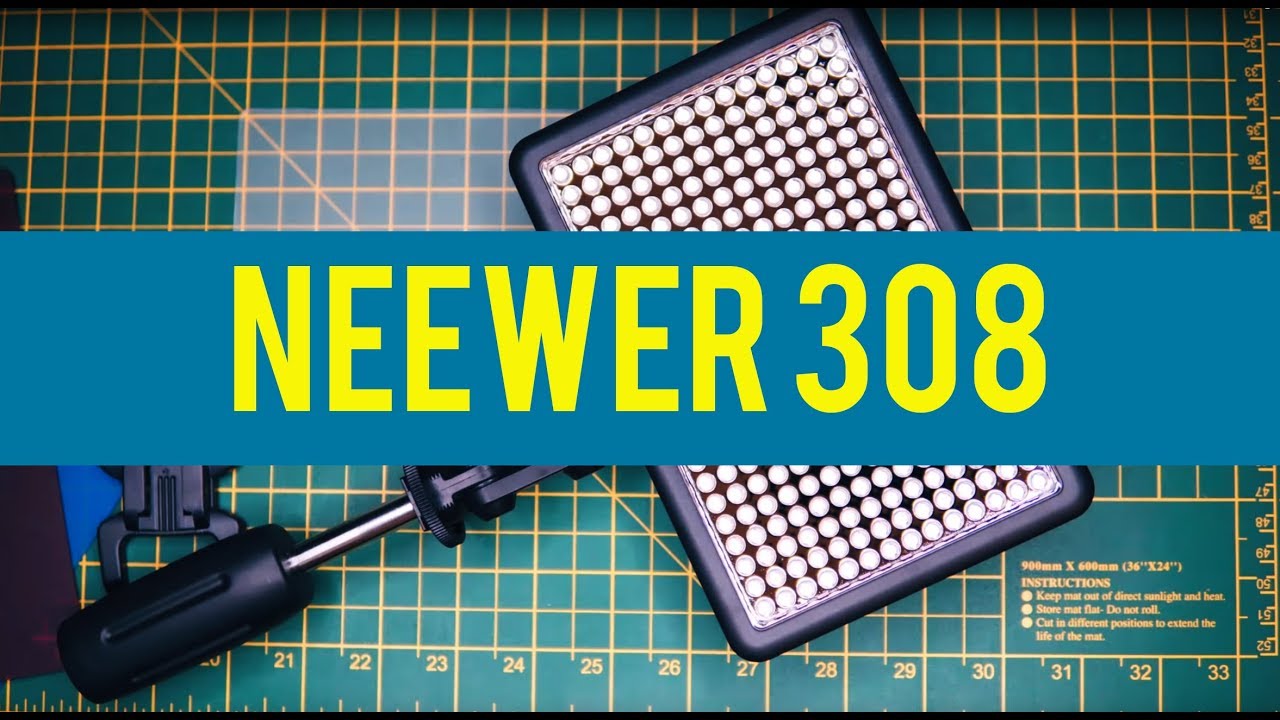 NEEWER 308 a.k.a BestLight.  Unboxing.