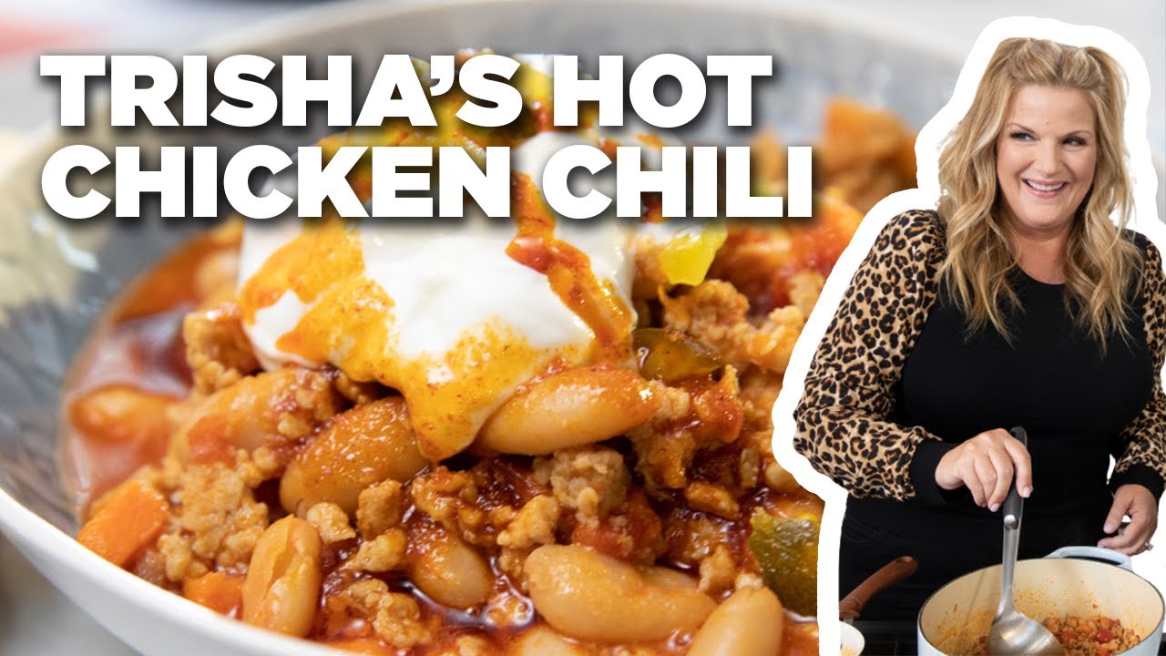 Trisha Yearwood & Kelsea Ballerini Make Hot Chicken Chili | Trisha's Southern Kitchen | Food Network