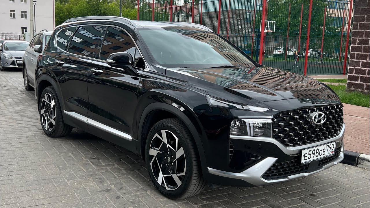 Hyundai Santa Fe 2022г, 20500км, 3.5i - 249лс, цена 4.600.000 рублей.