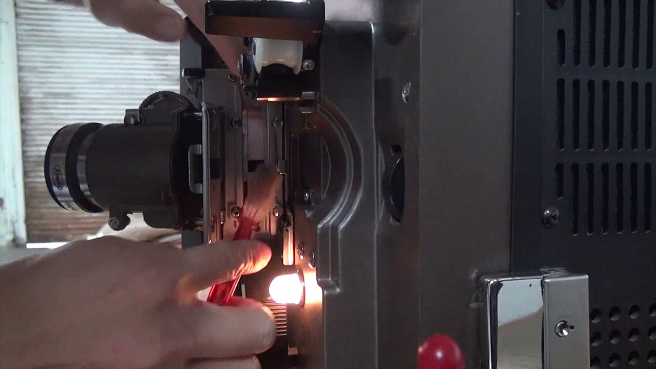 Cleaning the Projector