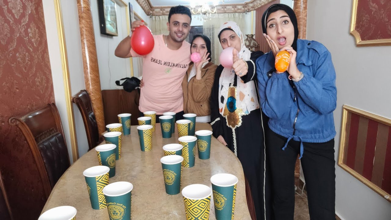 تحدي اسرع شخص يجمع اكبر عدد اكواب🥤 بدون اليد 🙌والعقاب ناااار🤕 احمد فصلنا
