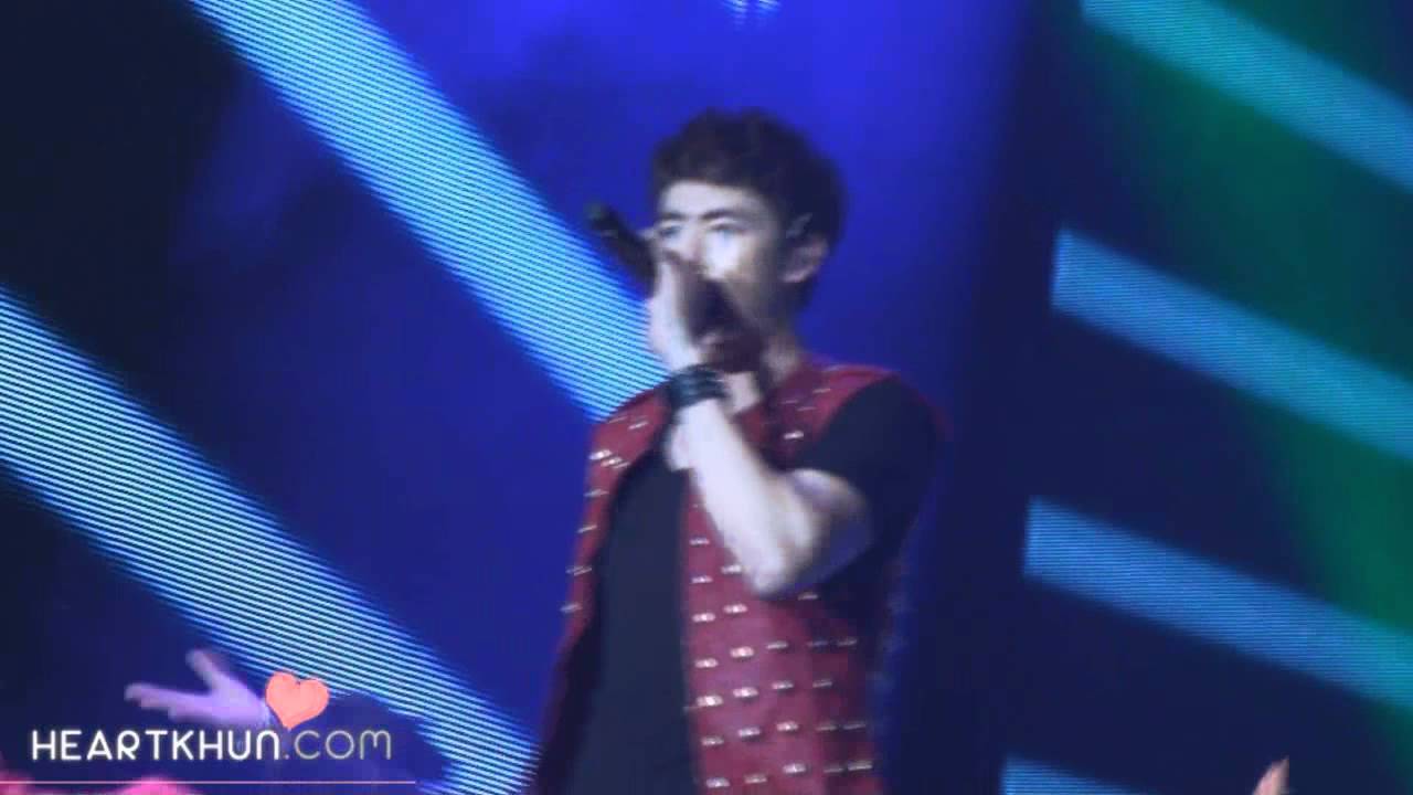 111022-Hyundai i30 festa Nichkhun fancam preview
