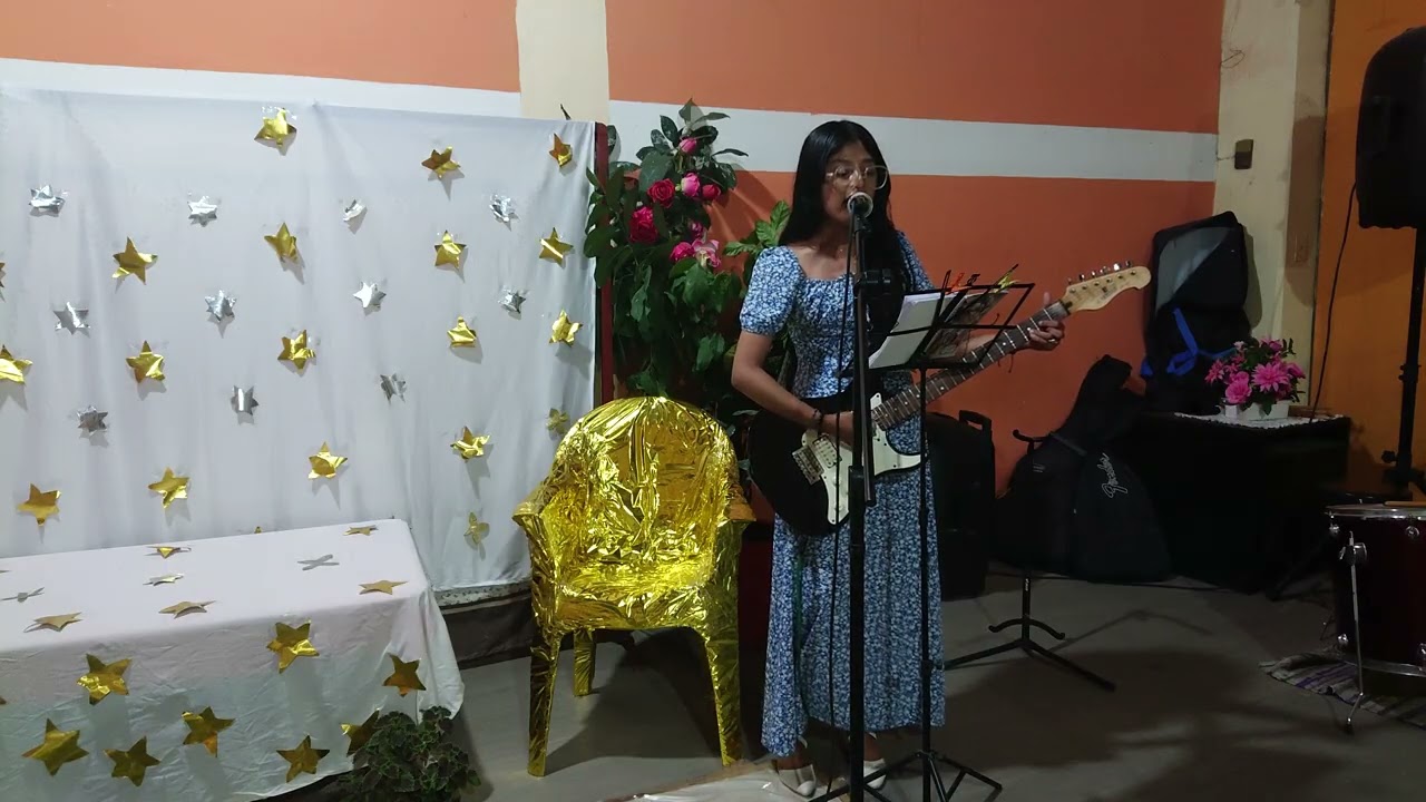 Cantó la hermana Diana 