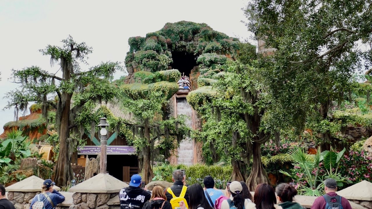 Tiana's Bayou Adventure at Magic Kingdom 2026 Sights & Sounds in 4K | Walt Disney World Florida 2026