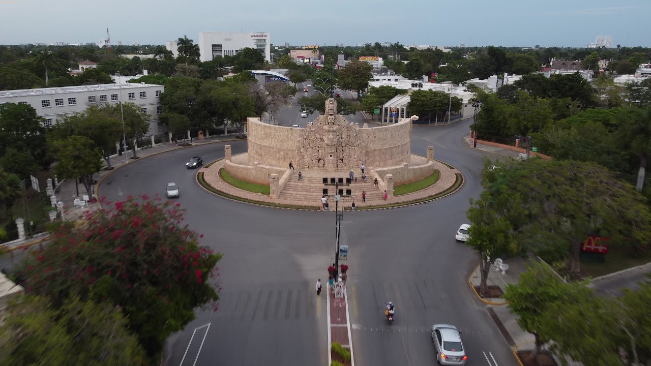 VCA4K - Monumento a la Patria (Paseo Montejo, M&eacute;rida)