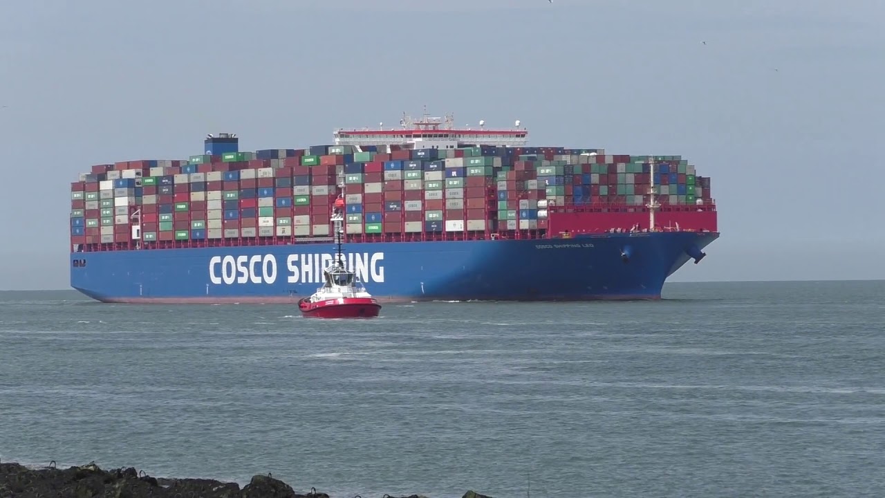 Shipspotting Rotterdam.  My favorite scenes. #24