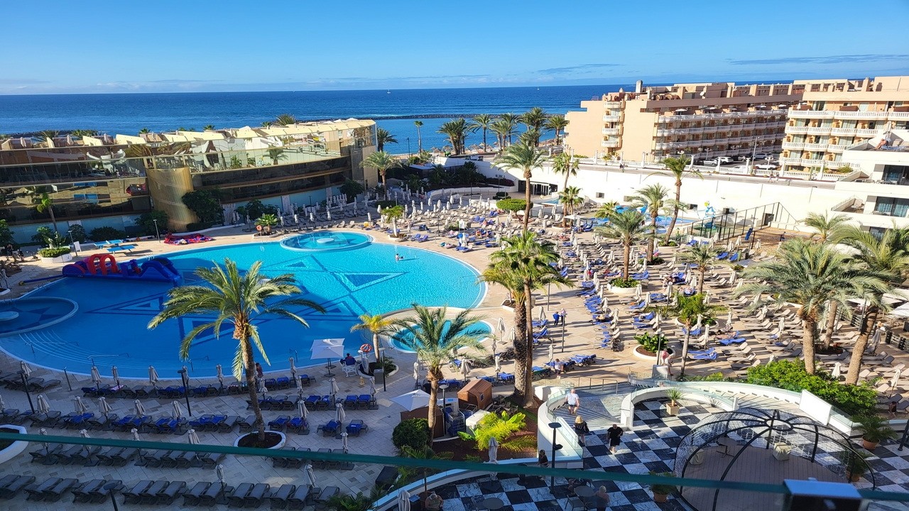 MARE NOSTRUM, MINUNEA DIN TENERIFE SUD