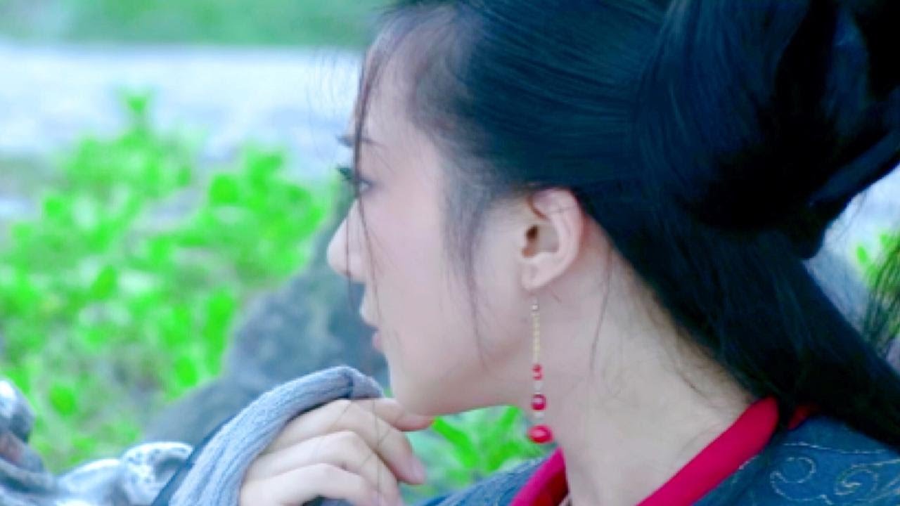 如今，许多人都忘了她受伤前演正派美人的样子