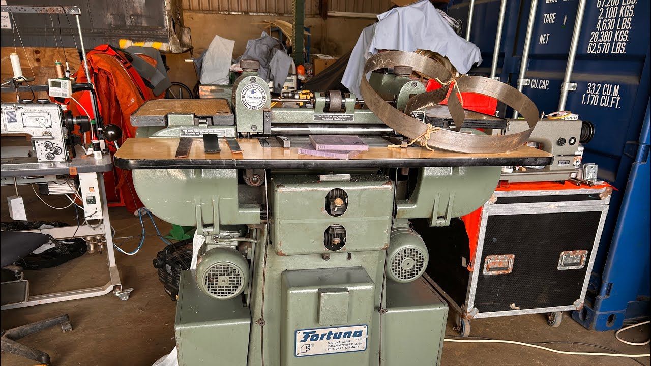 Fortuna UA 305 leather splitter / Lederspaltmaschine / Refendeuse