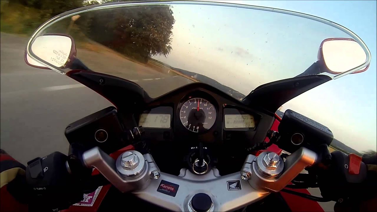 GoPro3 Honda VFR 800 VTEC .2.