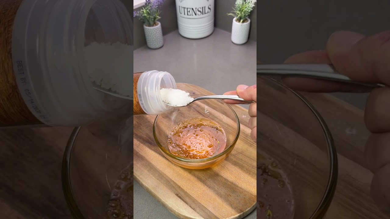Ta 5-sekundowa sztuczka z odpływem pokonuje drogich hydraulik&oacute;w #HomeHacks #DrainCleaning