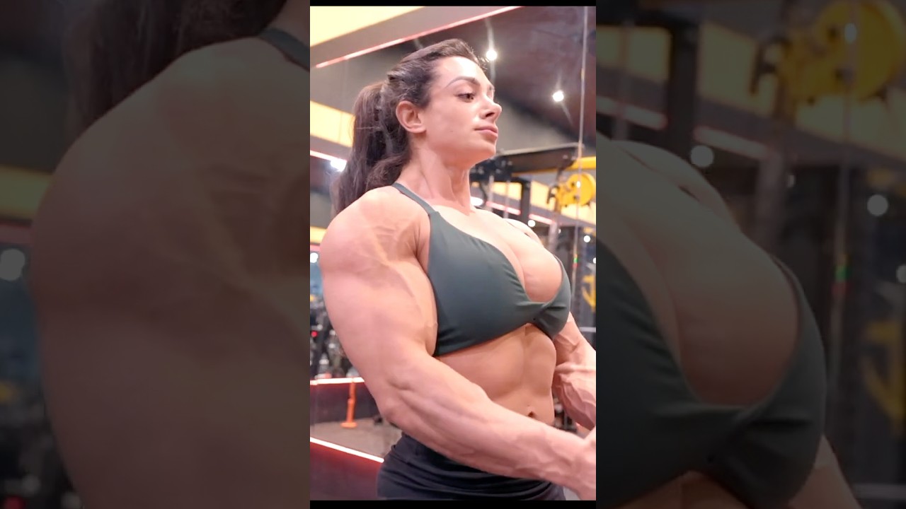 FBB Pumps HUGE Veiny Arms - Ranya Dally Temizkan
