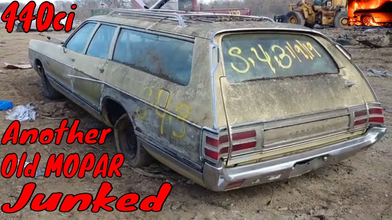1972 Chrysler Town and Country Wagon Junkyard Find
