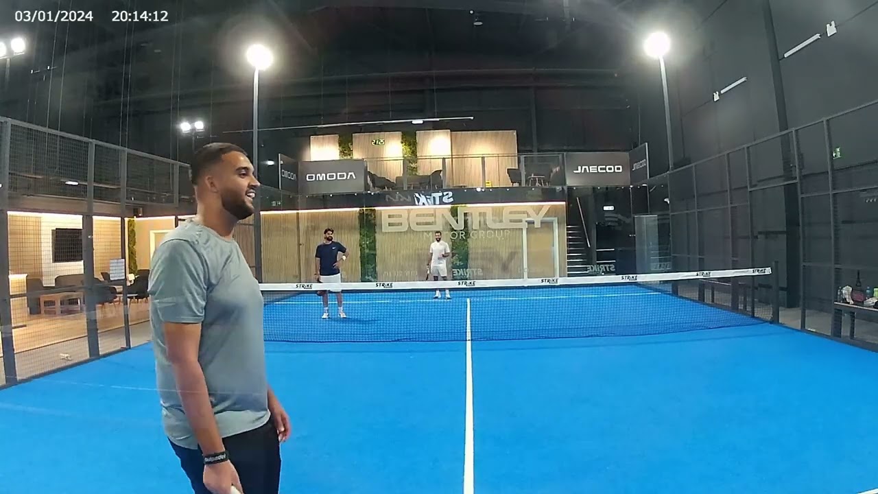 Blinded By The Lights!!! Luqy & Bobby Vs Mobeen & Billy Bhamjee I Playtomic Level: 2.5-3