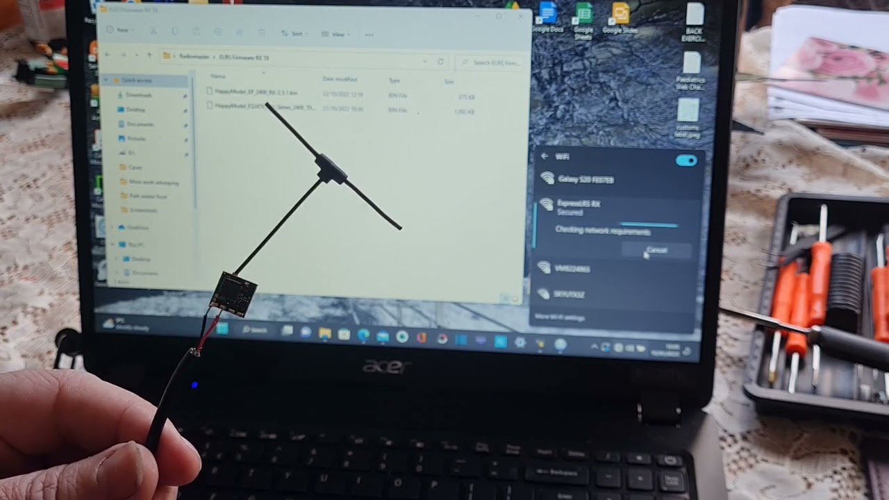 Flashing a Happymodel EP1/ EP2 Receiver RX Using a USB Cable 5v Supply