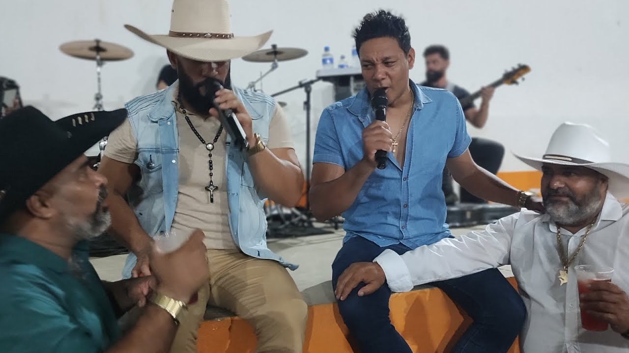 Sandro e Ronaldo🎶⛪ 👰🤵agitando casamento cigano