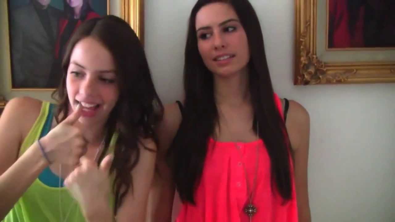 Lauren & Dani Cimorelli 
