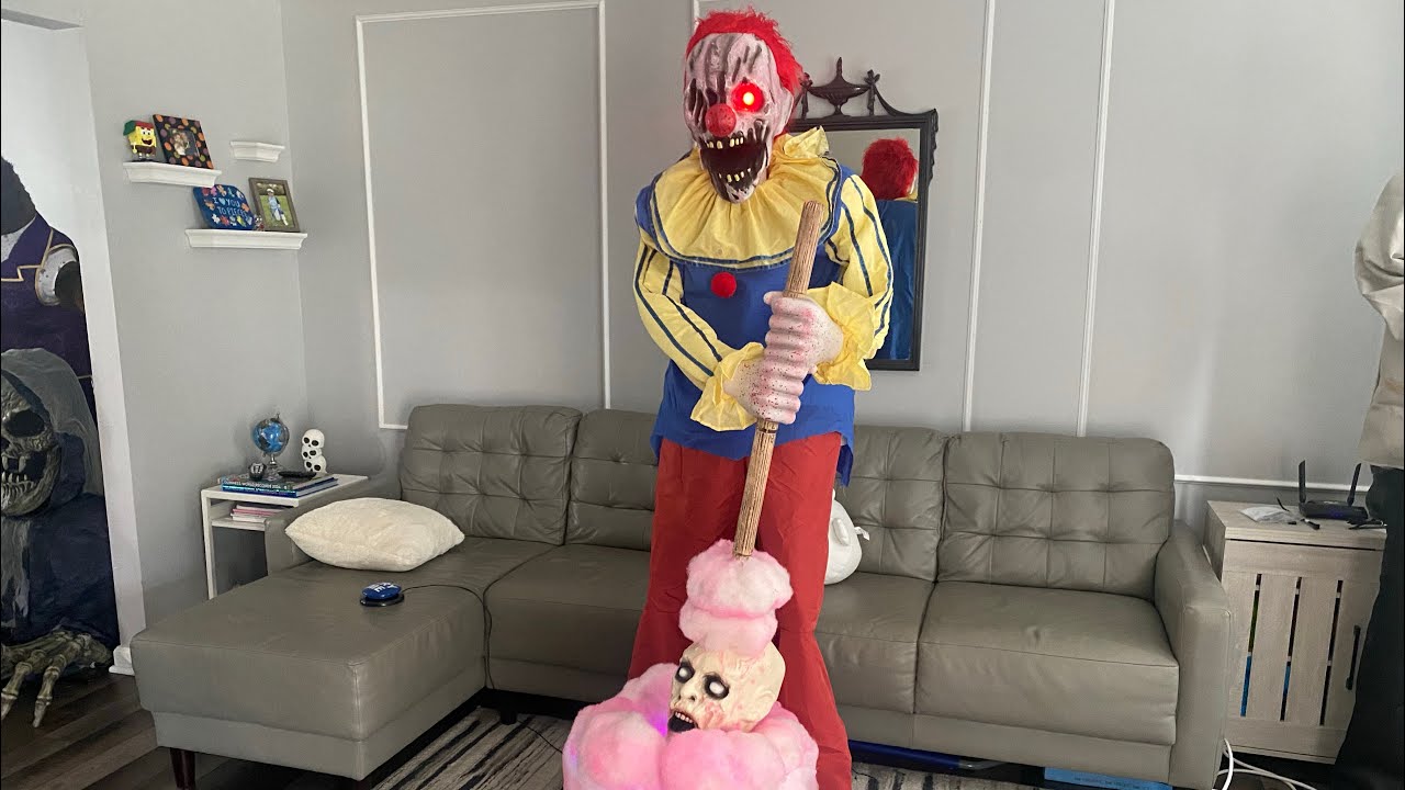 Unboxing Cotton Candy Dan Animatronic from Spirit Halloween #halloween2024 #spirithalloween 🤡