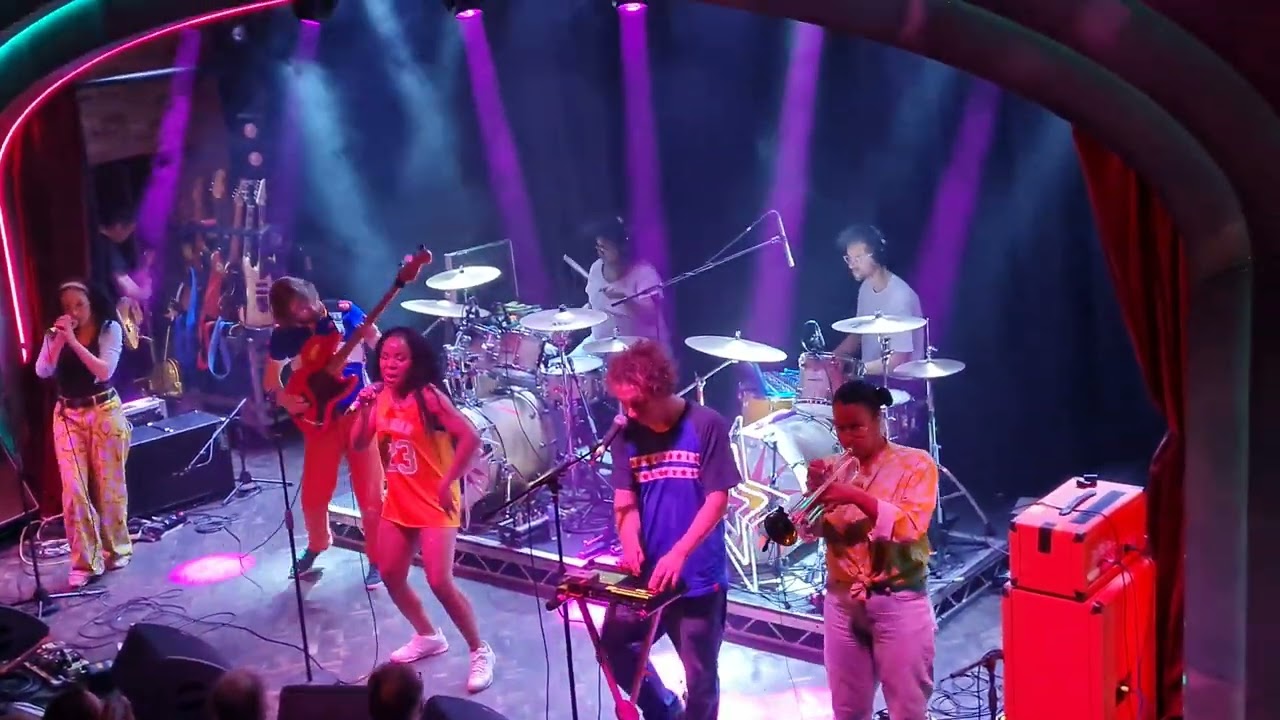 The Go! Team - Semicircle - 30/03/23 London Lafayette live 2023