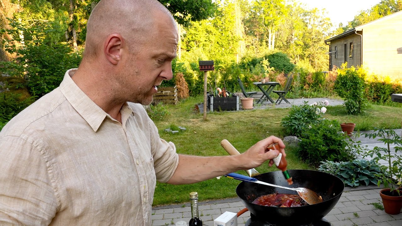 Kokade BBQ-sås på det jag hade hemma