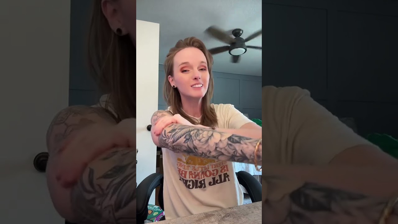 Hustle Butter tattoo balm works WONDERS! For the skin (and tattoos, of course 😏) #TattooAftercare