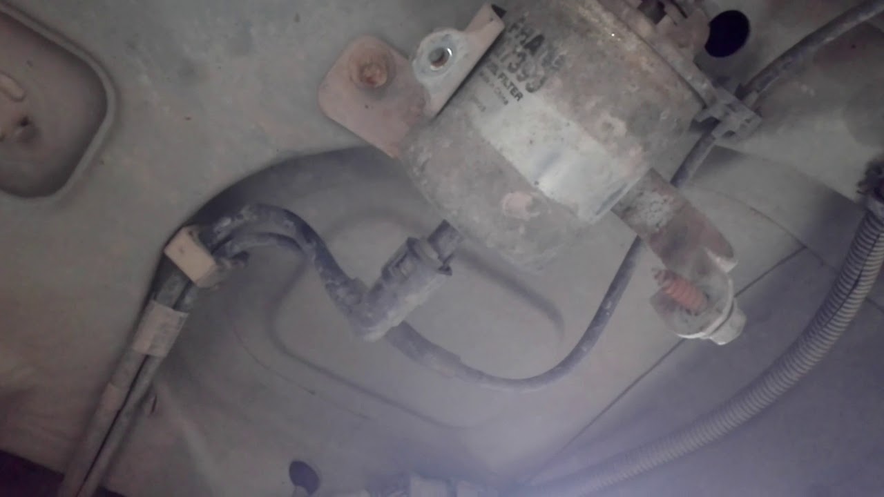 Parte 8 como cambiar y donde esta el filtro de gasolina de jeep grand cherokee 1996 greenhornetzj
