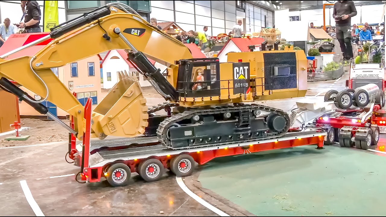 RC EXTREME! MEGA Monster Excavator, RC Trucks, Tractors XXL collection