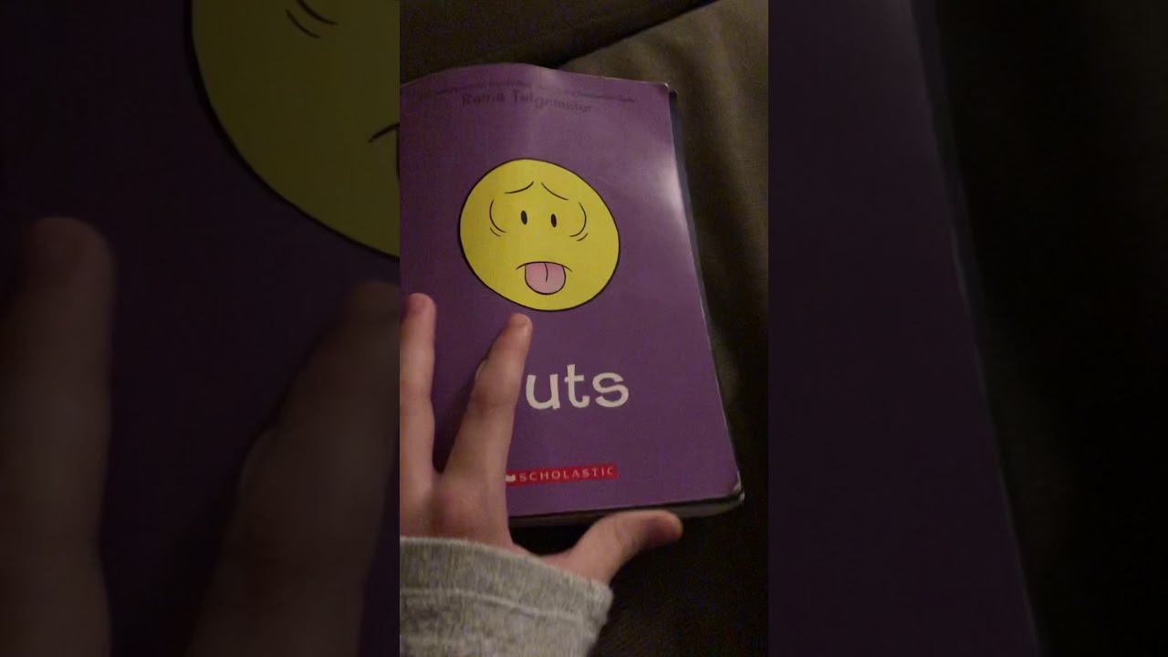 Something weird about the book guts! 😐