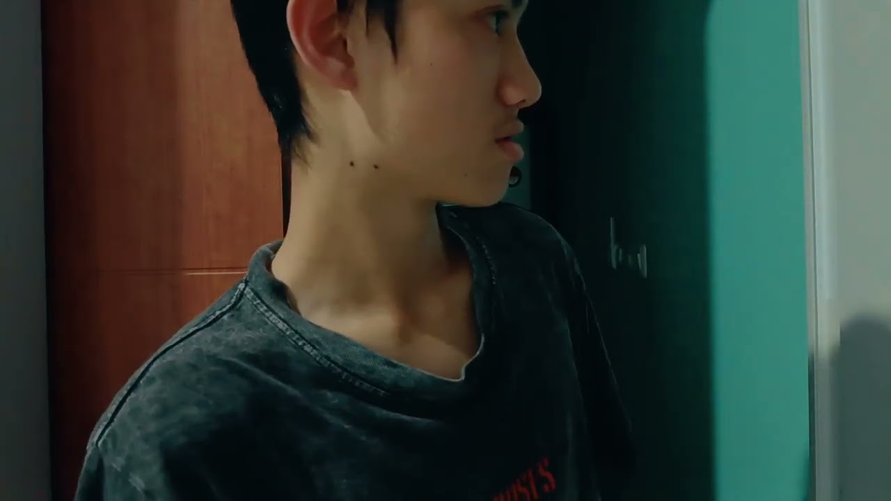 No Surprises-Radiohead. Video narasi by Harits Arkananta