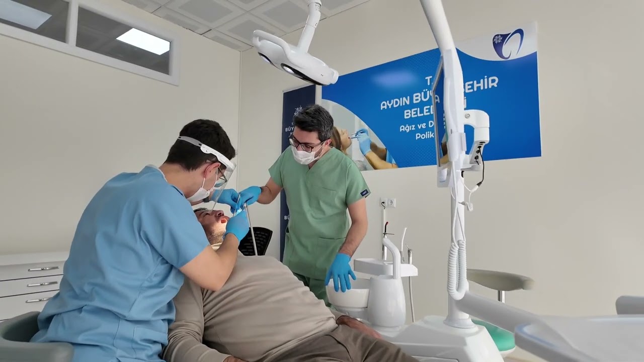 Herkes için sağlıklı gülüşler 💙🦷