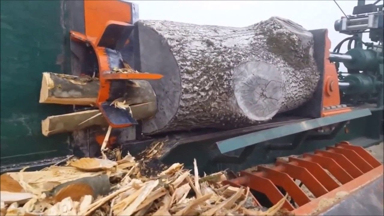 Amazing Circular Saw Blade Machine - Log Splitter to Firewood Processor