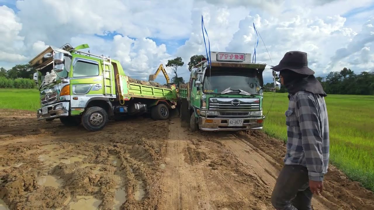 เหนื่อยเลยงานหน้าฝน Dump Trucks 