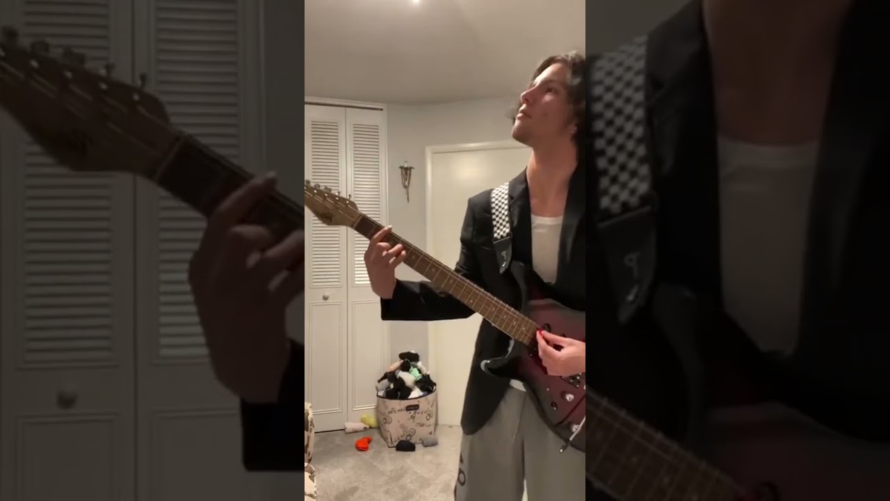 Christmas Kids by roar (guitar cover)