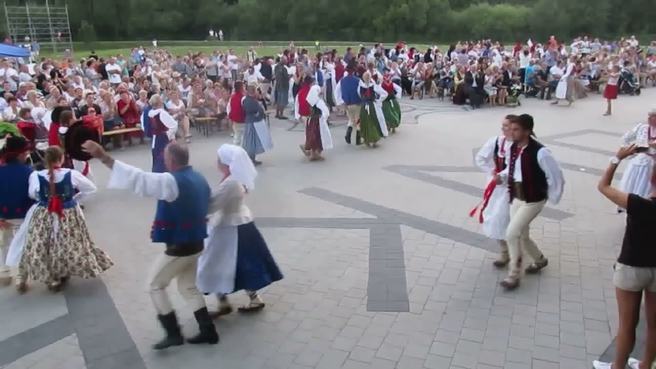 STANEK49 KOŃ-DZIEŃ TAŃCA LUDOWEGO/07.10.2021/Z.P.i T.